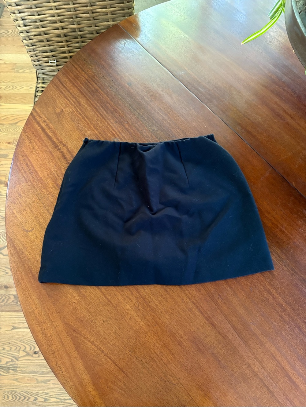 Abercrombie & Fitch Black Mini Skirt - Picture 2 of 3